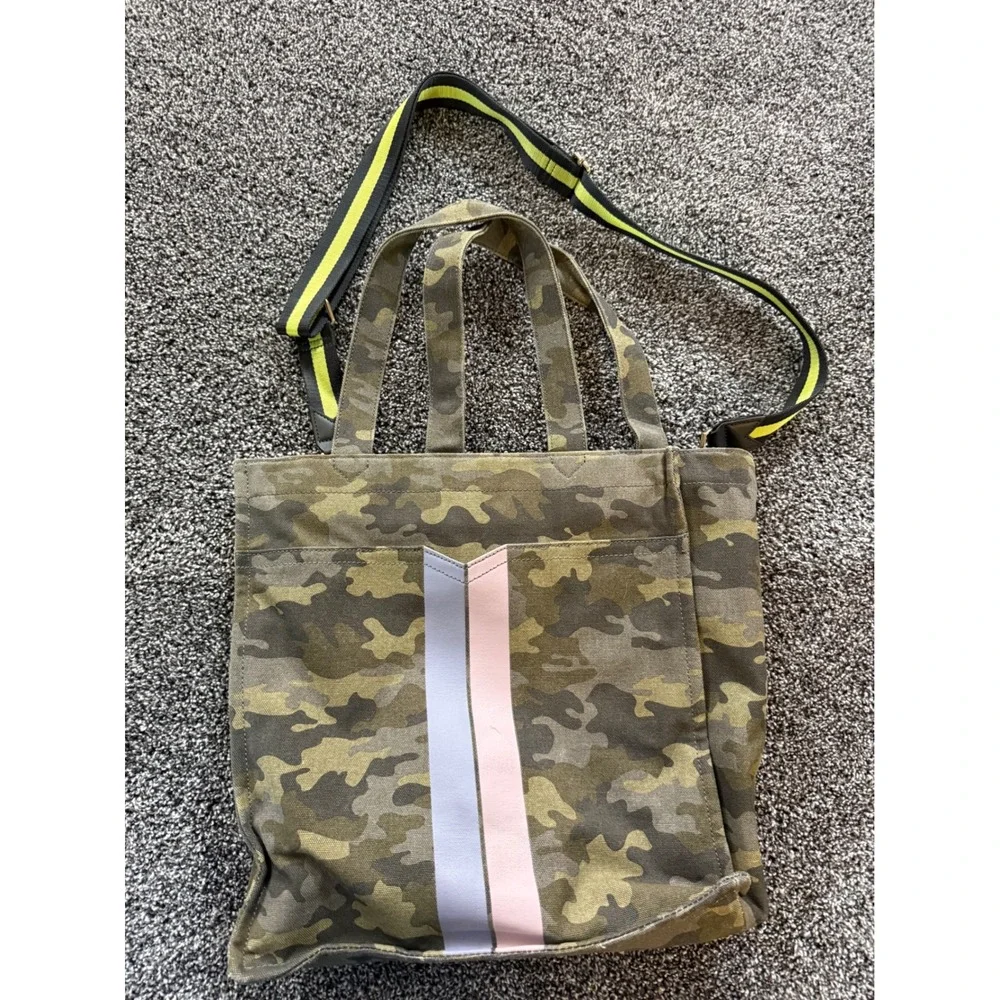 Stoney Clover Lane Camo Canvas Tote Bag Crossbody Stripe Pink Polka Dot Lining